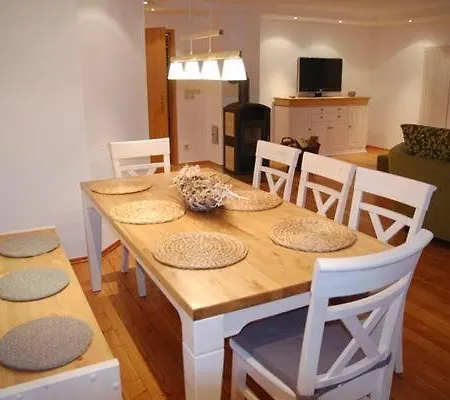 Komfortable In Mit Grossem Balkon Apartment Brotterode-Trusetal